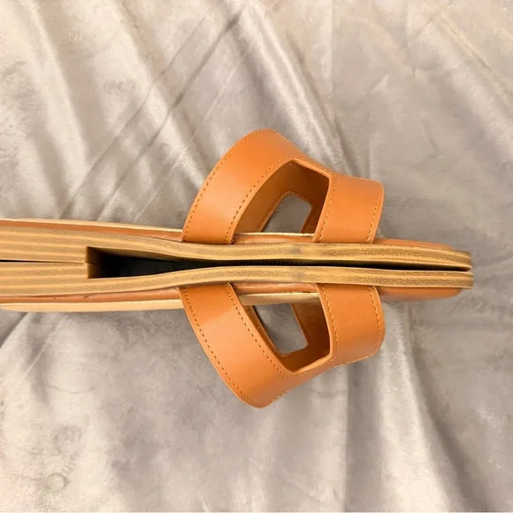 Madden Girl H-Band Flat Slides | Cognac | Size 8.5 - Picture 4 of 9